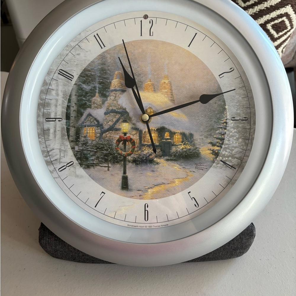 Thomas kincade Silver Winter Scene Wall Clock. Xmas